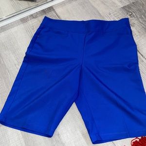 Greg Norman Golf Shorts - Royal Blue color and so pretty! Sz 8 😊